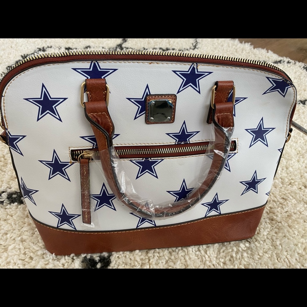 Unbranded crossbag.    Brand new
